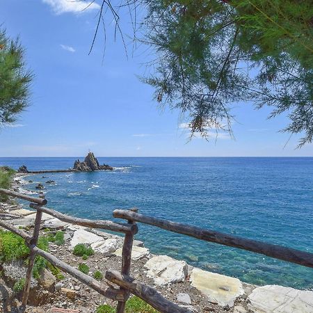 Amazing Apartment In Moneglia With House Sea View Екстер'єр фото