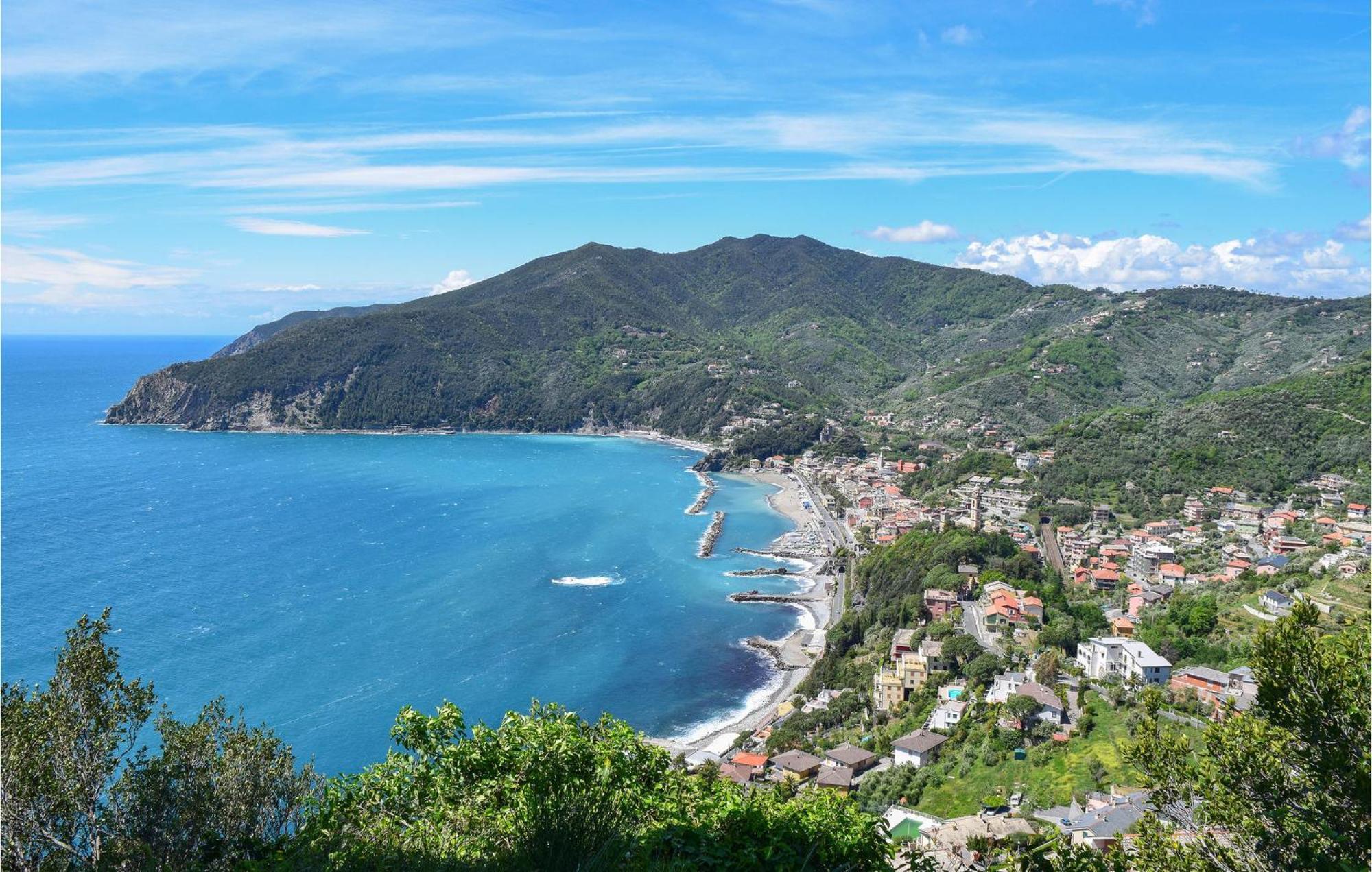 Amazing Apartment In Moneglia With House Sea View Екстер'єр фото